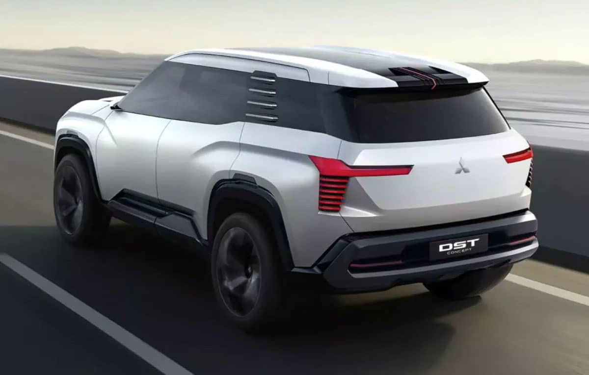 Mitsubishi Destinator: el SUV de siete plazas que promete cambiar el juego familiar 2 Mitsubishi Destinator por detrás