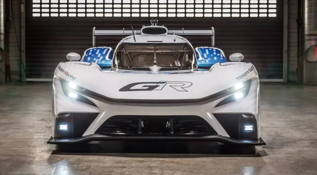 Toyota GR LH2: El prototipo a hidrógeno que podría cambiar el WEC para siempre 2 Toyota GR LH2 frente