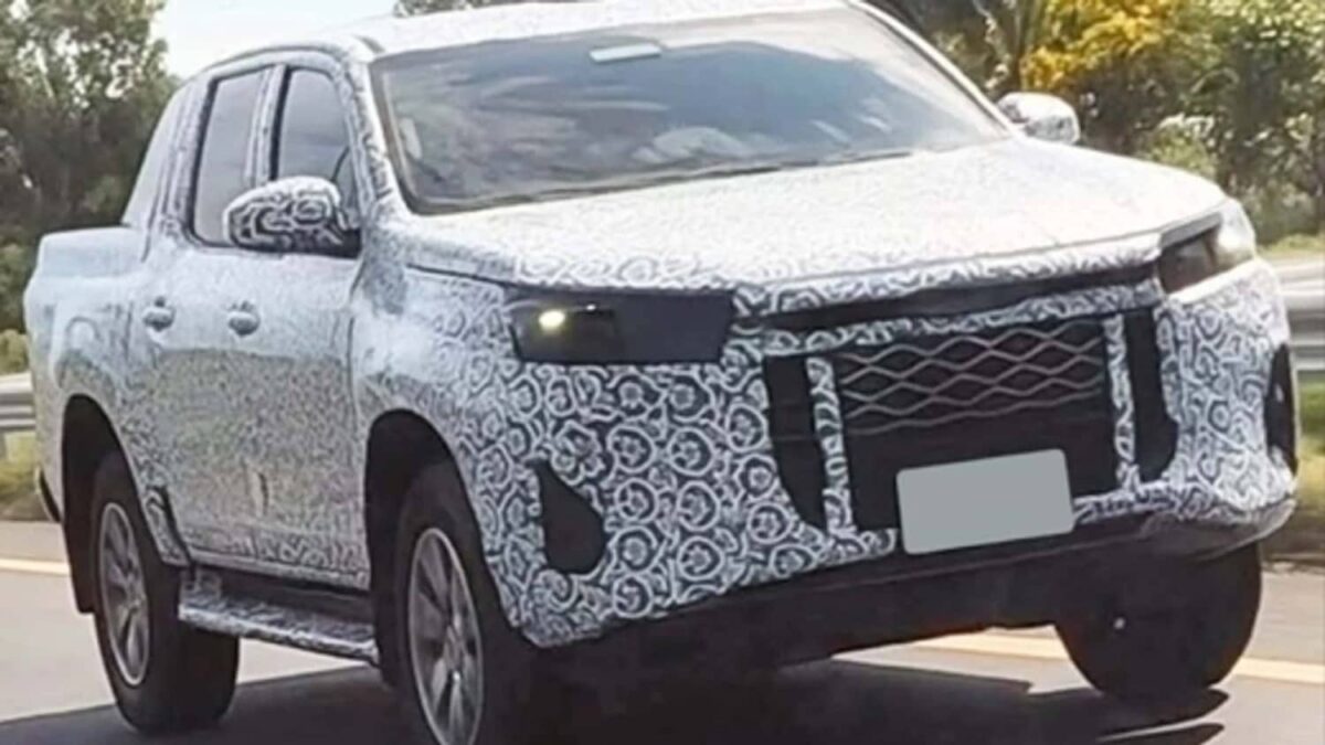 Toyota Hilux 2026: Así avanza su rediseño hacia una nueva era de tecnología y electrificación 3 Hilux 2026