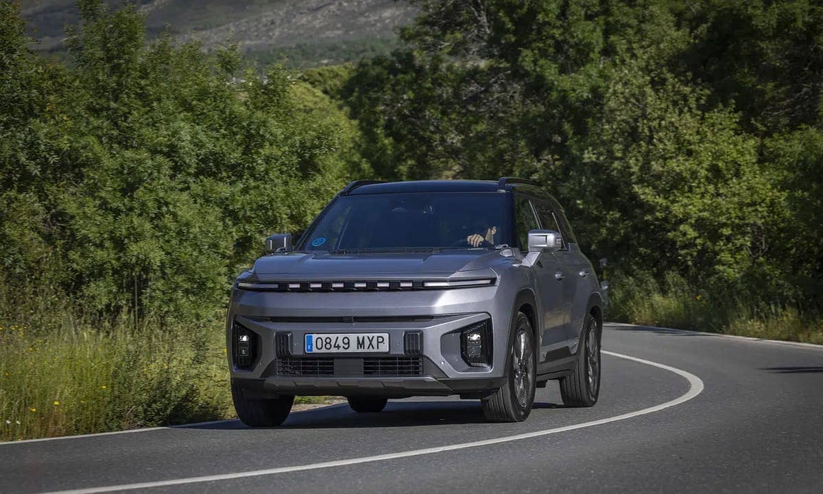 KGM Torres EVX: el SUV eléctrico coreano con batería BYD 1 kgm torres evx 0002