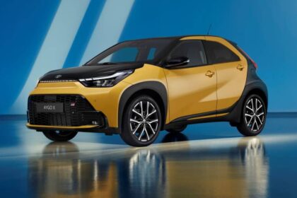 Toyota Aygo X Cross híbrido