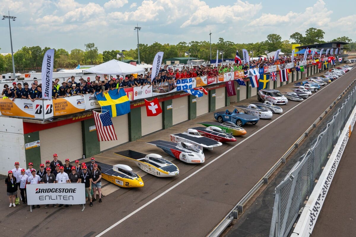 Bridgestone apoya el Bridgestone World Solar Challenge 2025 con llantas ENLITEN recicladas 2 BRIDGESTONE WSC