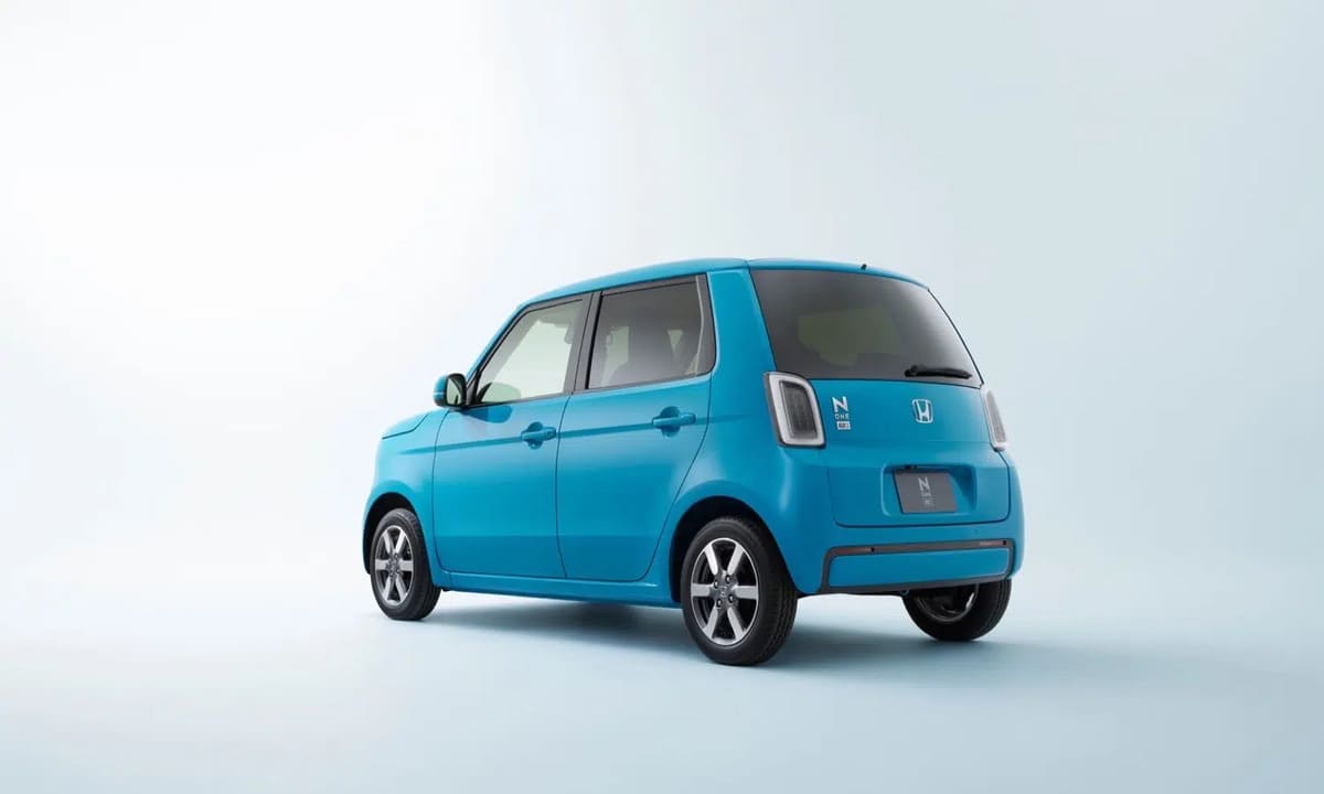 Honda N-One e:, el eléctrico urbano que redefine el concepto de kei car 4 Honda N-One e: por detras