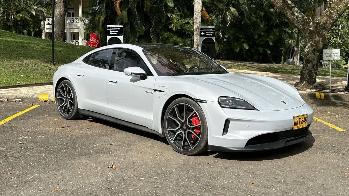 Probamos el Porsche Taycan, Macan Eléctrico y Cayenne Híbrido en la Ruta Bogotá–Villeta: ¿Cuál se Robó el Show? 2 IMG 1426