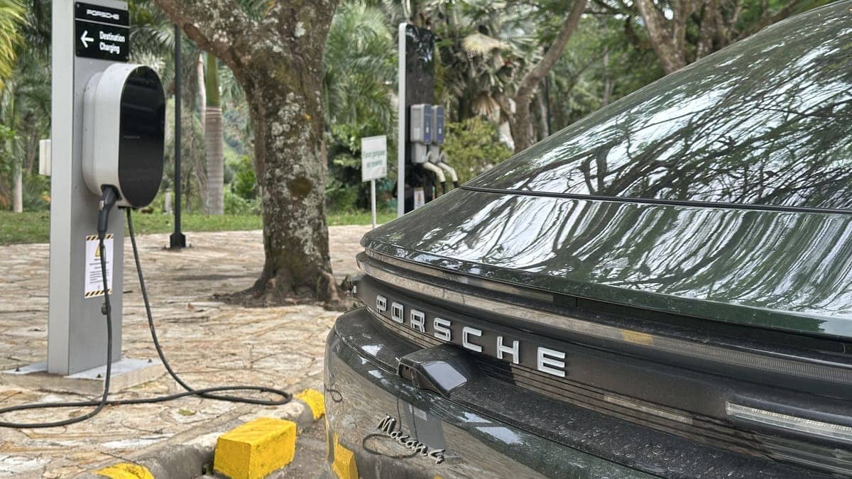 Probamos el Porsche Taycan, Macan Eléctrico y Cayenne Híbrido en la Ruta Bogotá–Villeta: ¿Cuál se Robó el Show? 3 IMG 1439