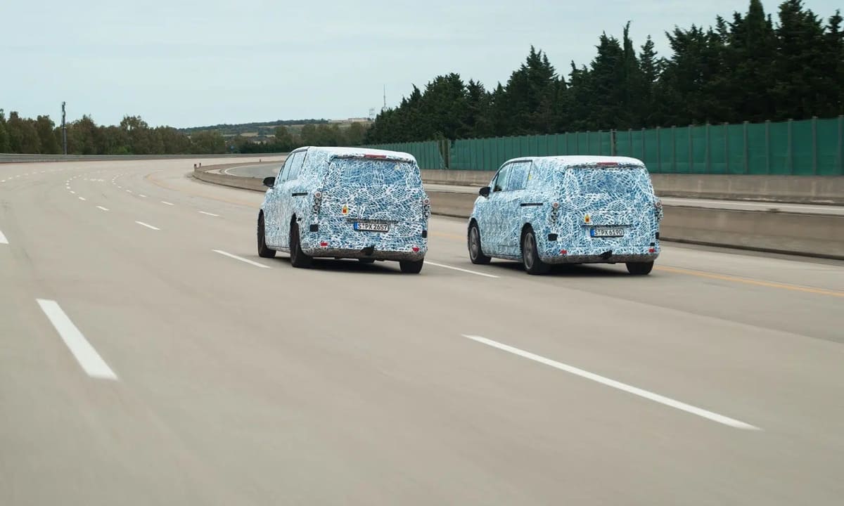 Mercedes VLE: La nueva van eléctrica que redefine la movilidad de Mercedes-Benz 5 Mercedes Benz VLE oficial spy photo 8.jpeg