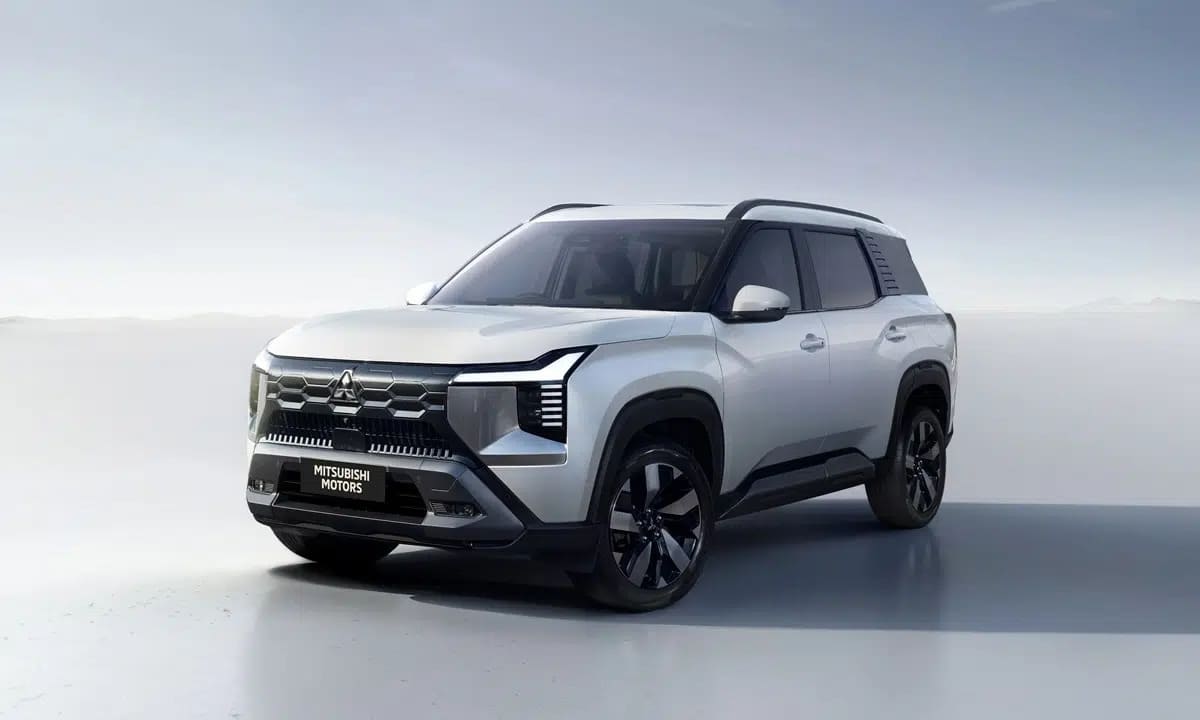 Mitsubishi Destinator: El nuevo SUV de 7 plazas para conquistar los mercados emergentes 3 Nuevo Mitsubishi Destinator