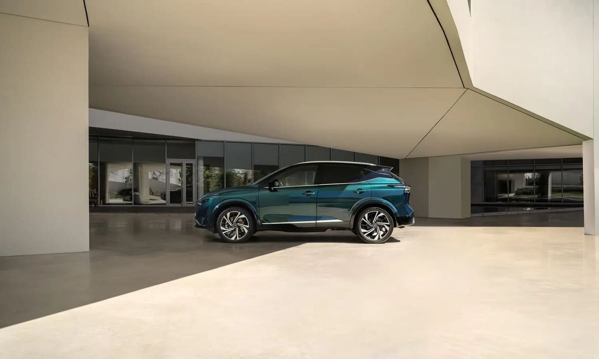 Nuevo Nissan Qashqai e-POWER 2026: Eficiencia Híbrida sin Enchufes y Tecnología de Otro Nivel 3 Nuevo Nissan Qashqai e-POWER 2026 lateral