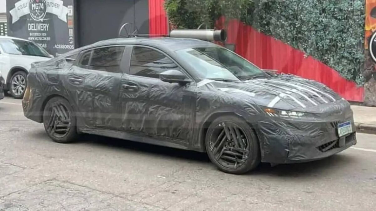 Nissan Sentra 2026: Ya se prueba en la región y seria híbrido 3 Nissan Sentra 2026