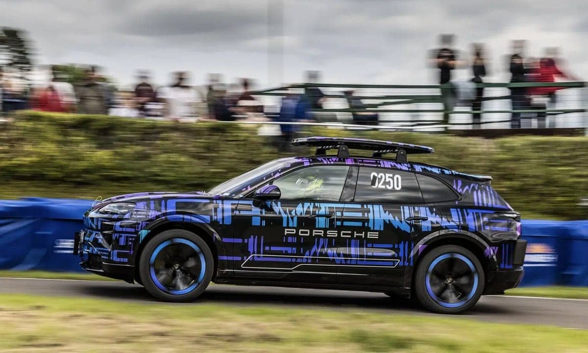 Porsche Cayenne Eléctrico: el SUV que rompe récords, arrastra 3,5 toneladas 3 Porsche Cayenne Electrico 0003