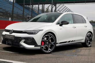 Volkswagen Golf GTI Clubsport 296 hp 1