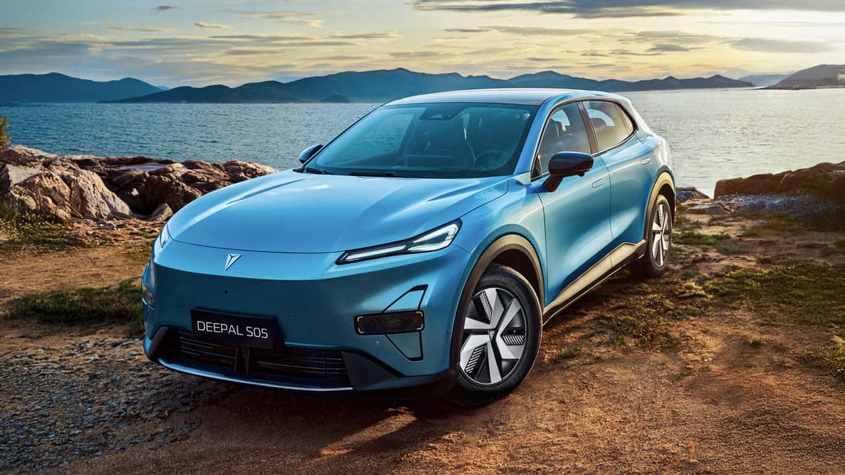 Deepal S05 Ya en Colombia: El SUV Eléctrico Futurista Video y Ficha Tecnica 2 Deepal S05 frente