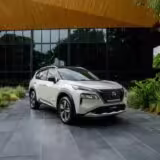 1. XTrail blanco