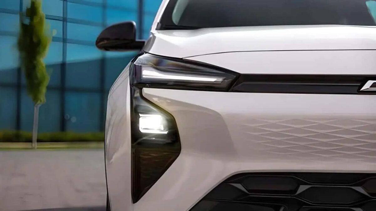 Chevrolet Bolt 2027: GM reveló las primeras imágenes 4 Chevrolet Bolt 2027 frente