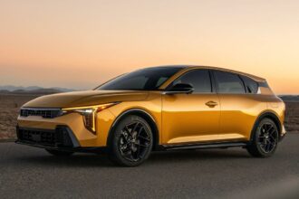 Kia K4 Hatchback 2026 frente
