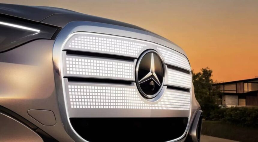 Mercedes Benz GLC o EQC