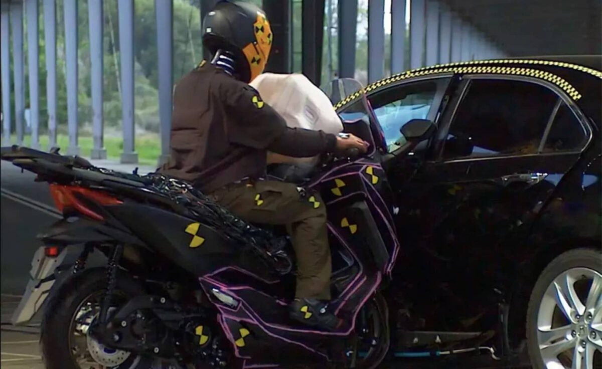 Airbags para motos: La revolución que Toyota está preparando para cambiar la seguridad en dos ruedas 2 Toyota airbag para motos 0001