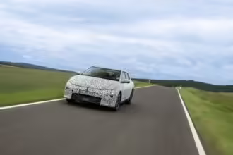 kia ev4 endurance nurburgring dynamic 2.jpg