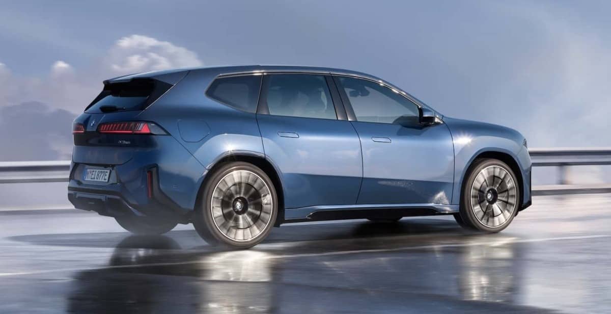 BMW iX3 2026: el SUV eléctrico que redefine el lujo con autonomía en 800 km 2 BMW iX3 2026 0001