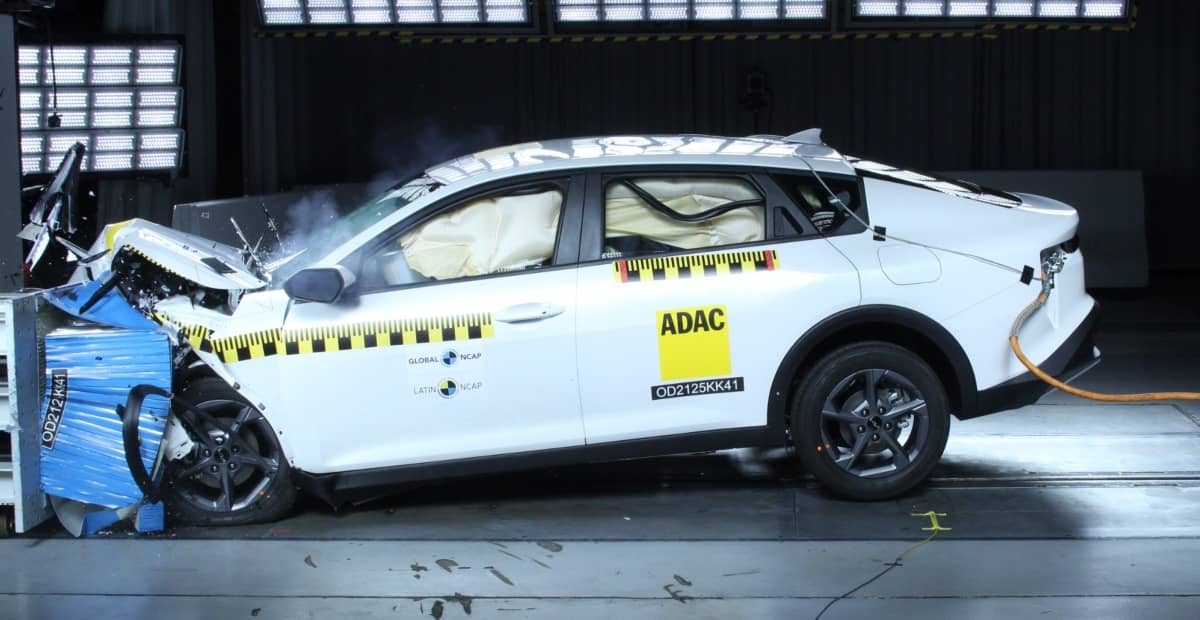 Kia K4: el nuevo sedán que conquista con 5 estrellas en seguridad 5 Kia K4 Latin NCAP 003