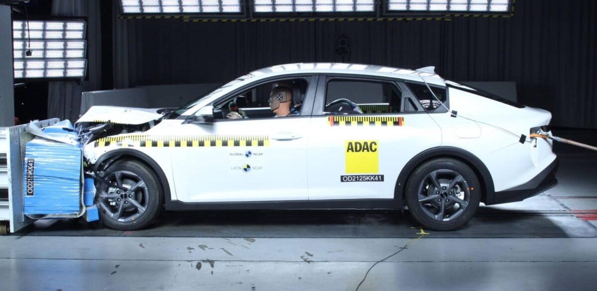 Kia K4: el nuevo sedán que conquista con 5 estrellas en seguridad 3 Kia K4 Latin NCAP 004