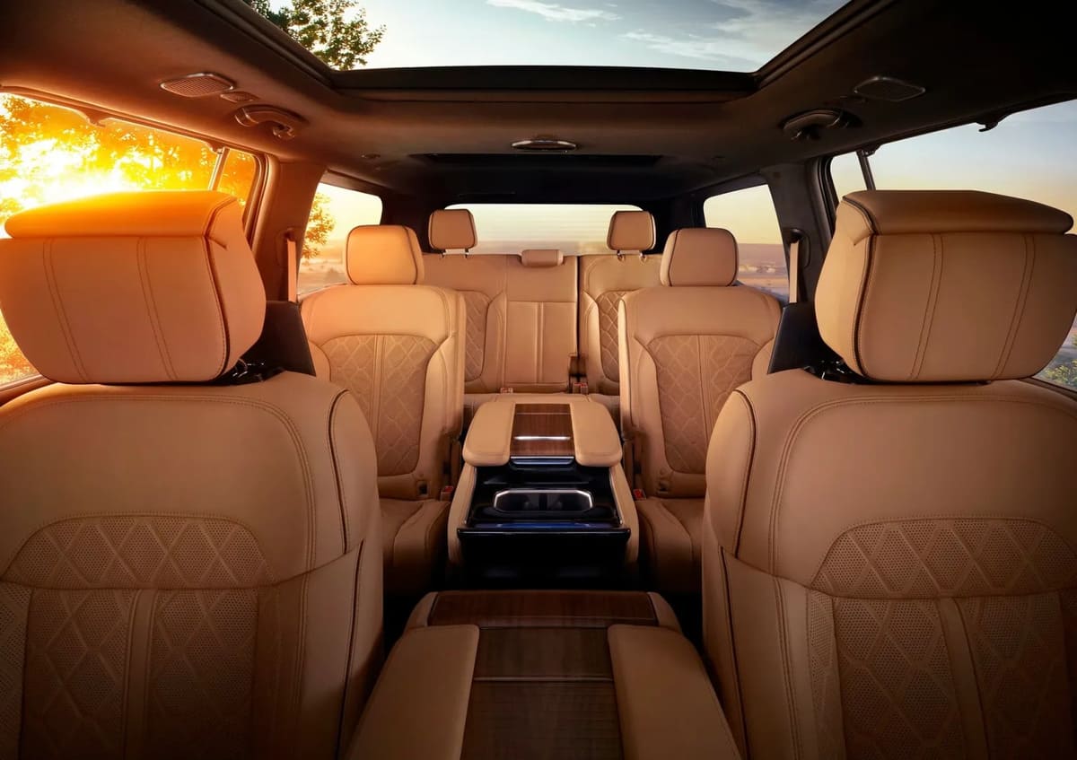 Jeep Grand Wagoneer 2026 1