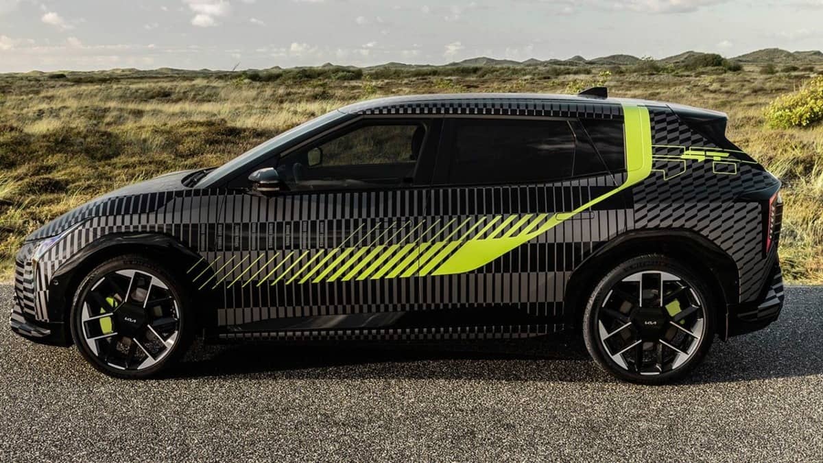Kia GT Wrap Design: la nueva era deportiva del EV4 que redefine la electrificación 3 Kia EV4 GT GT Wrap 003