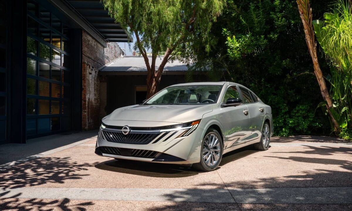 Nissan Sentra 2026 0005