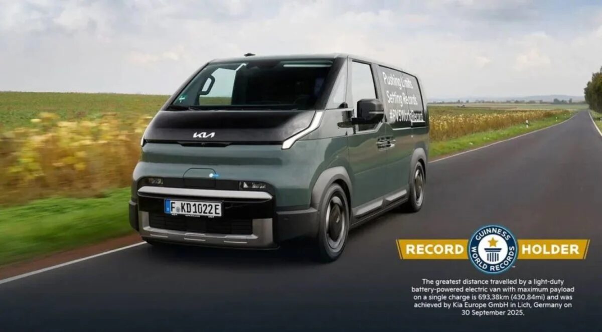 Kia PV5 récord Guinness de autonomía: el utilitario eléctrico que hizo historia 5 Kia PV5 record autonomia port