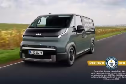 Kia PV5 record autonomia port