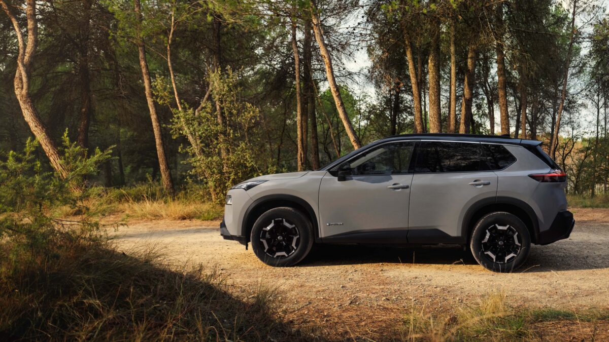 24TDIEU X TRAIL N TREK LS 05 LR