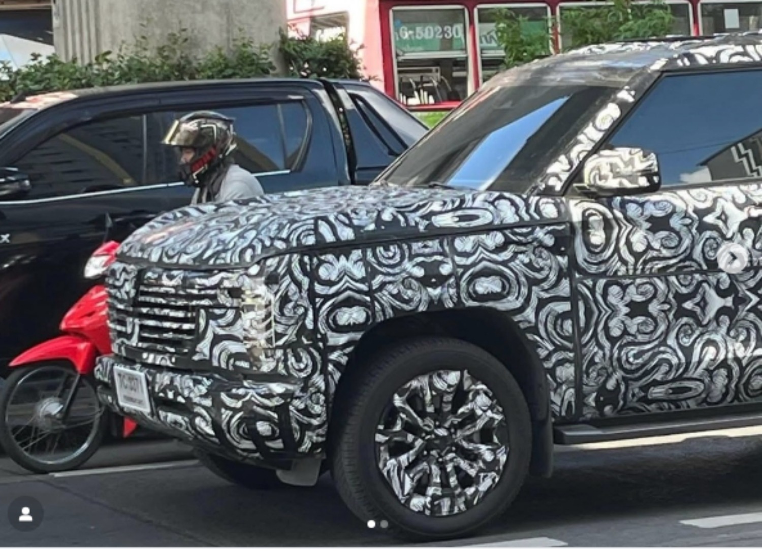 Mitsubishi Montero 2027 fotos espia 001