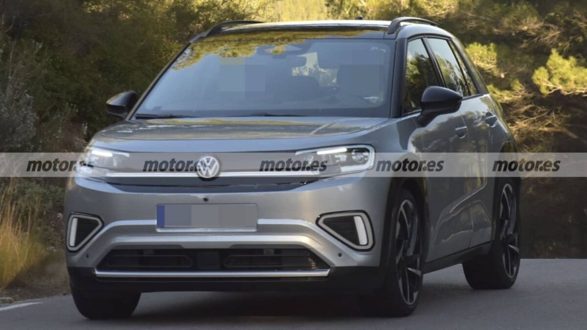 El Volkswagen ID.Cross acelera y muestra su diseño final: Volkswagen va en serio 4 Volkswagen ID.Cross 0004