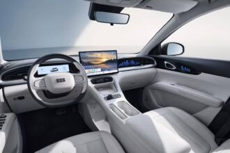 Geely EX2 Interior