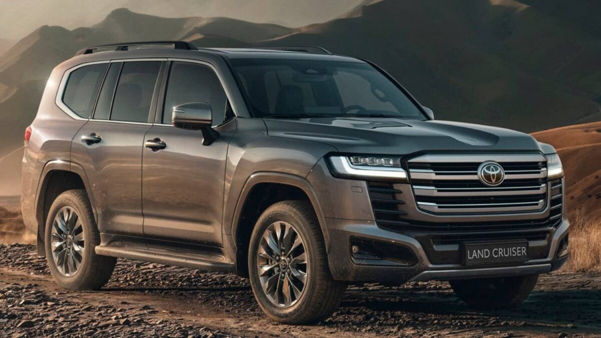 Toyota Land Cruiser 300 Hybrid 0004