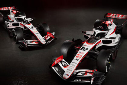 haas VF 26 toyota f1 0002