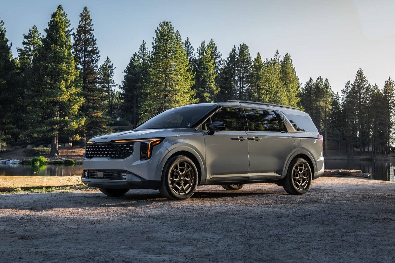 23261 2026 Carnival Hybrid