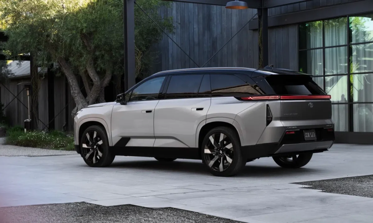 Toyota Highlander electrica 0005