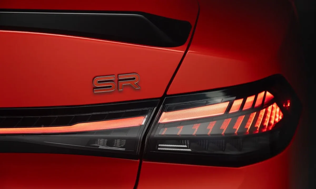 Nissan Sentra 2027 0001