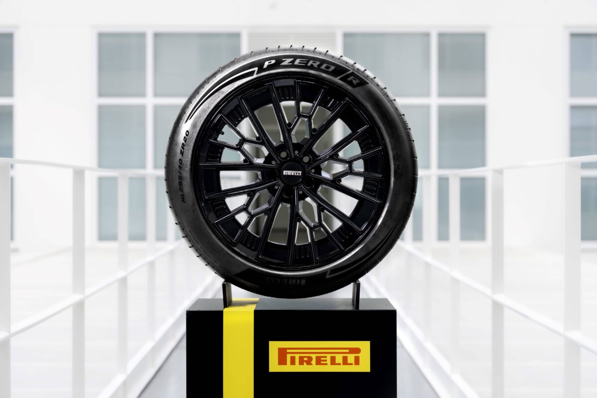 Pirelli PZeroR
