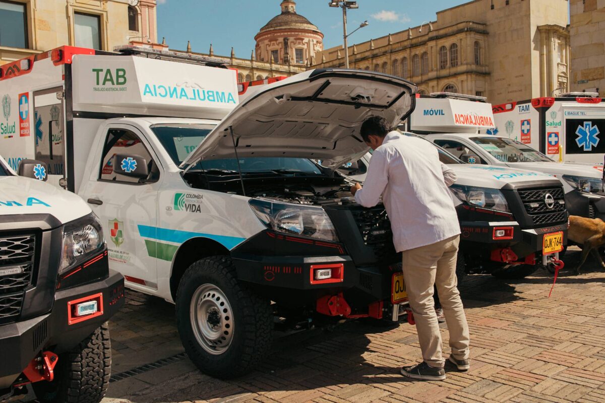 nissan ambulancias 002