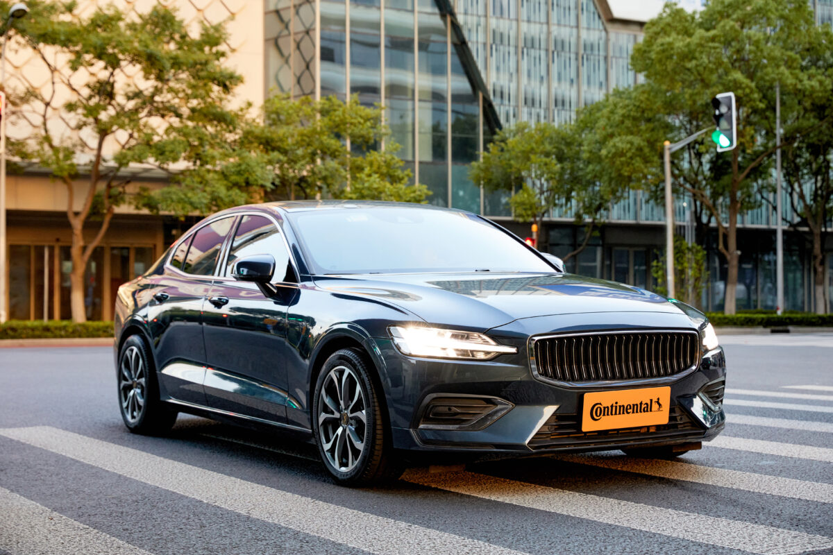 Continental UltraContact UC7 Assets R7A1861