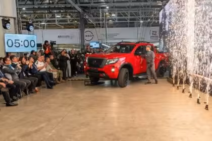 Nissan Frontier Mexico 001