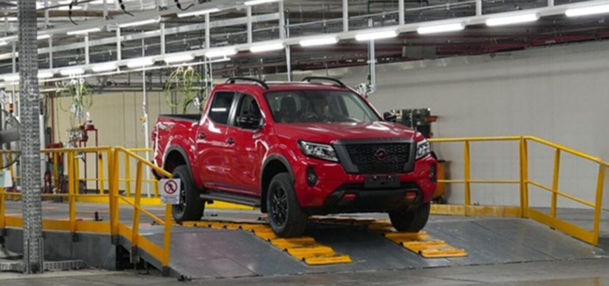 Nissan Frontier Mexico 002