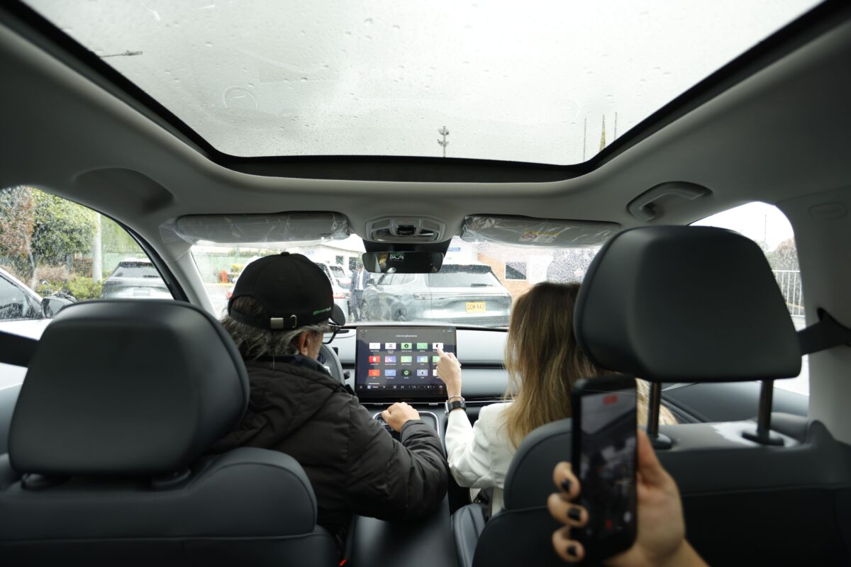 5 mitos sobre los carros eléctricos en Colombia que hoy ya no son ciertos 2 Test Drives 1 1