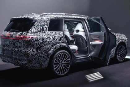 Audi Q9 2026 004