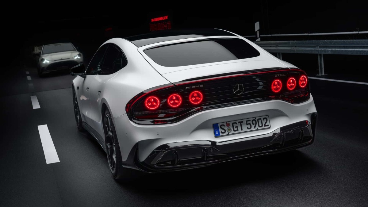 Mercedes-AMG GT 4 Puertas Coupé 2026: el brutal eléctrico de 1.169 Caballos que inicia una nueva era en AMG 4 Mercedes AMG GT 4 Puertas Coupe 001