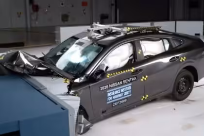 Nissan Sentra 2027 IIHS 003