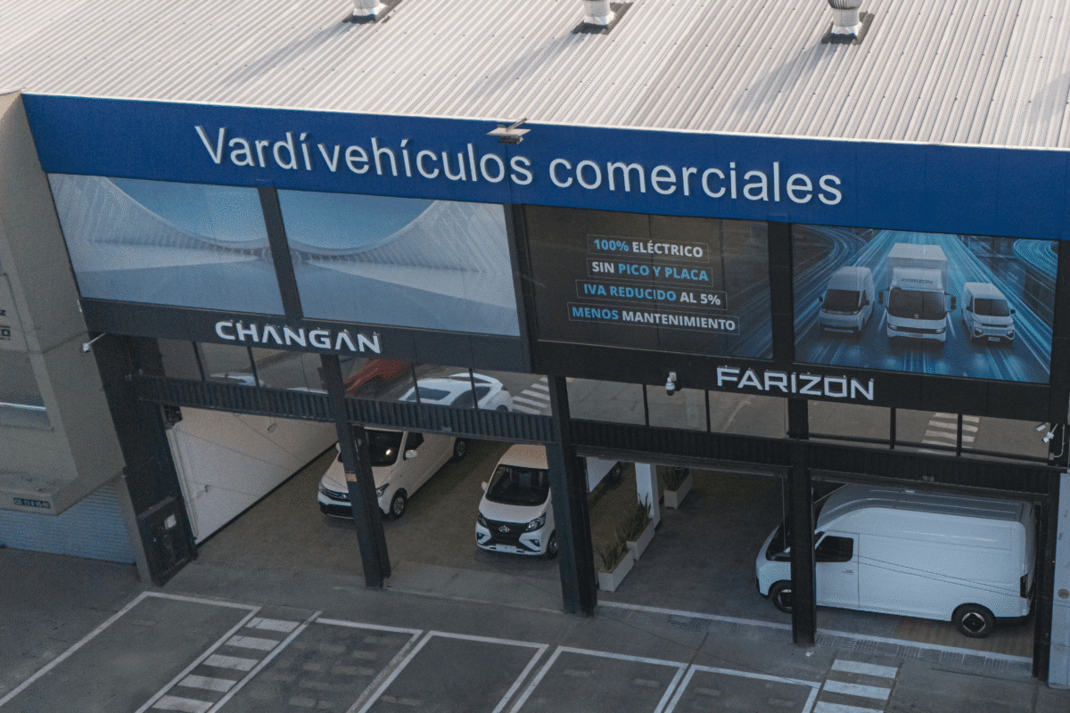 Farizon Abre su Primera Vitrina en Colombia y Está Llamando La Atención Del Sector Logístico 2 Farizon FACHADA