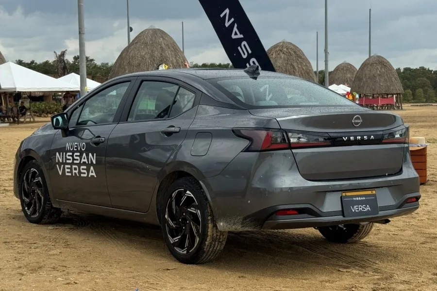 Nuevo Nissan Versa 2027 en Colombia: así debuta la tercera generación con más tecnología, seguridad 2 nissan versa 2027 005